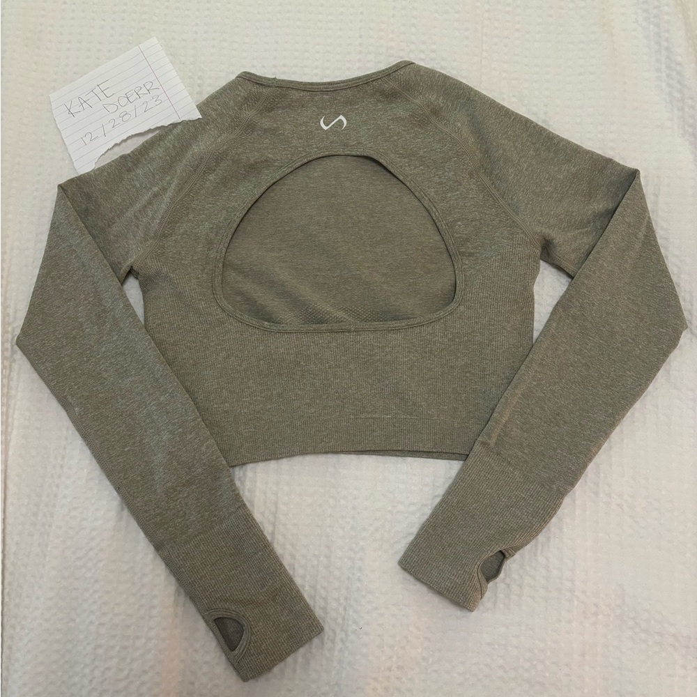 TLF open back crop long sleeve - Picture 2 of 2